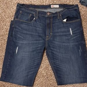 3 for $25******Wrangler Slim Straight Jeans 36x30